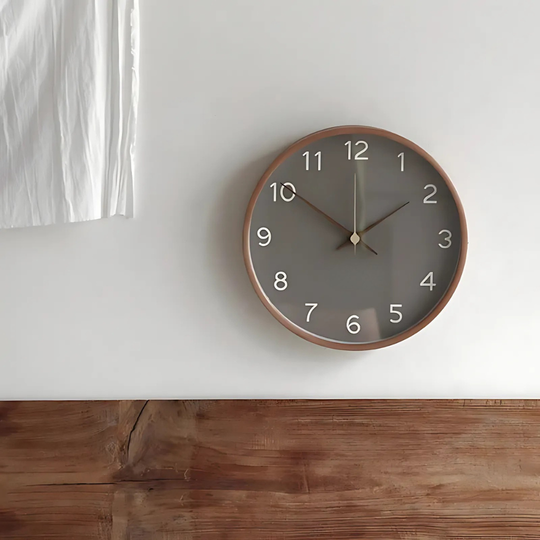 Transcend - Reloj de Pared de Madera Moderno y Elegante para un Interior Estilizado