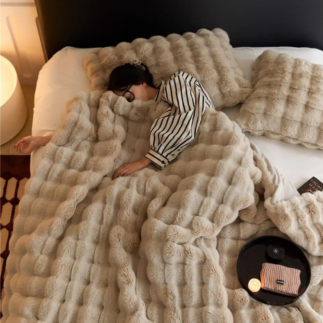 Comodidad definitiva: Manta suave de forro polar para acurrucarse en la cama y en el sofá, ideal para todo el año