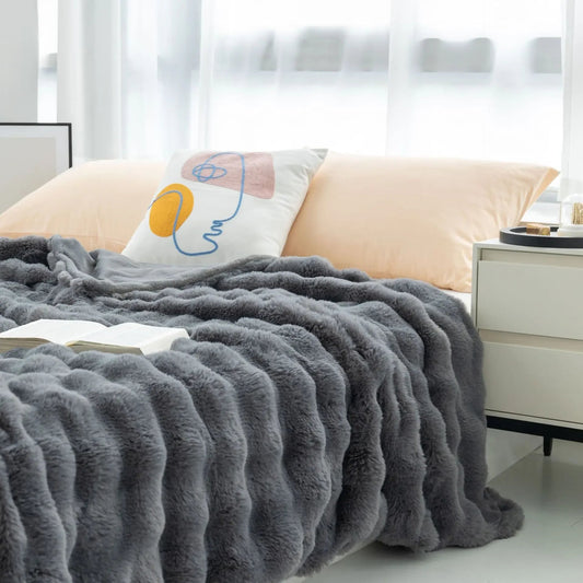 Manta lujosa de piel sintética de doble cara – Máximo confort, accesorio para el hogar suave y elegante