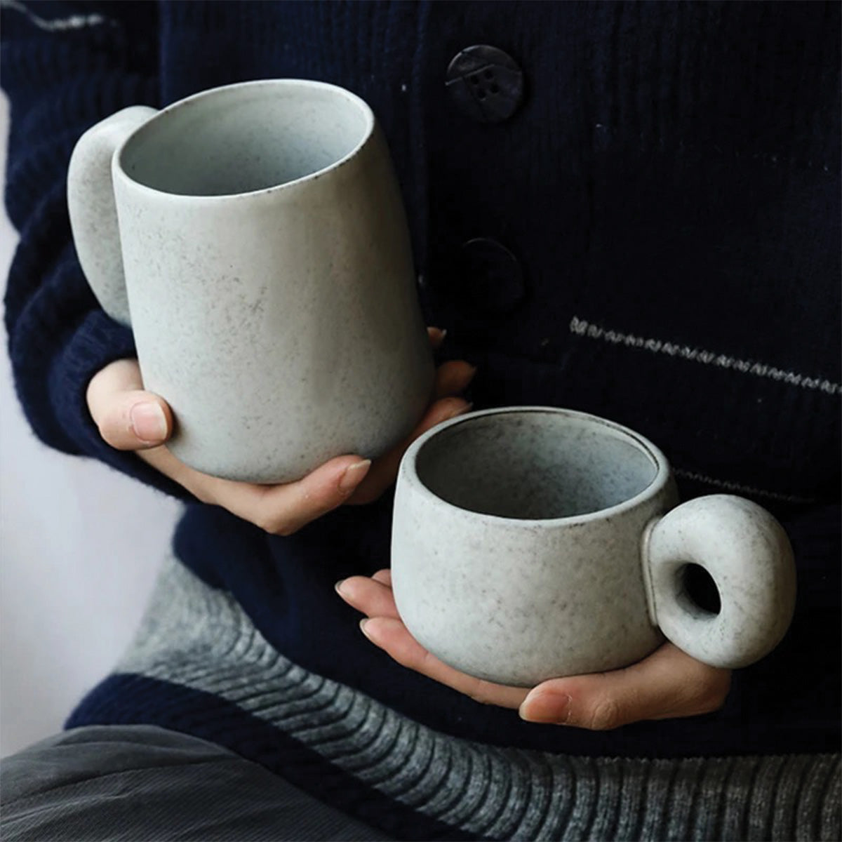 Tazas de piedra hechas a mano Louv - Vajilla cerámica única para un toque de elegancia