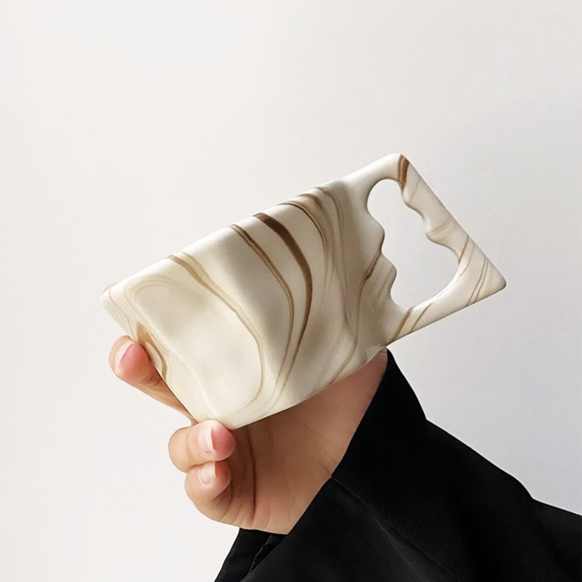 Taza en forma ovalada
