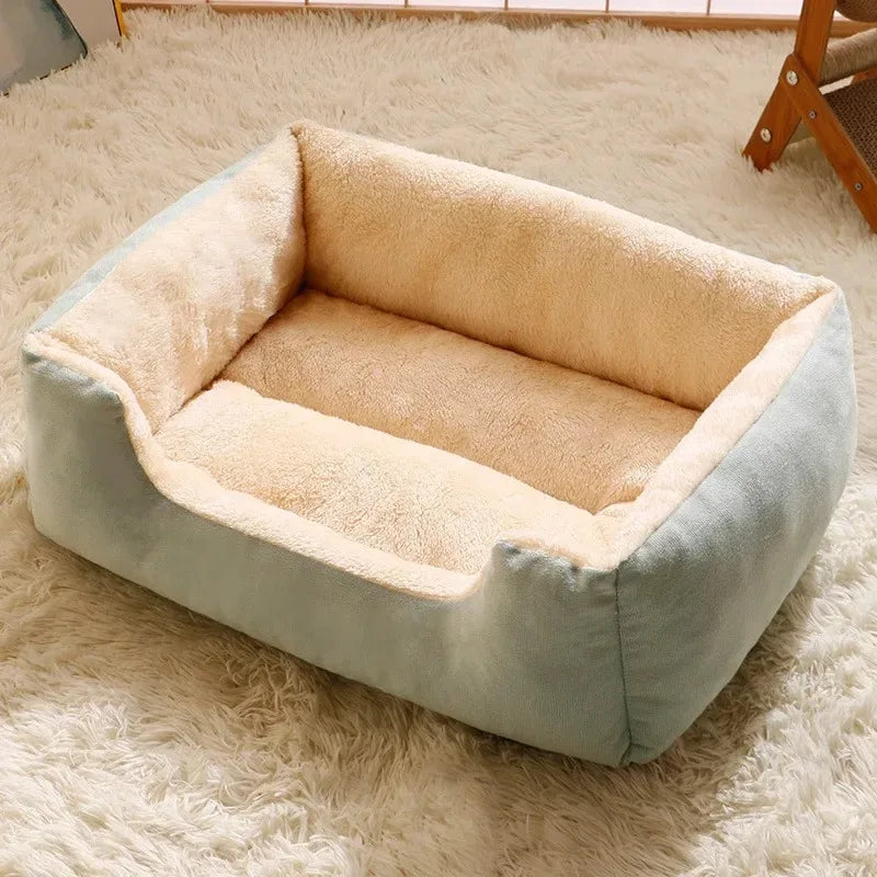 Cama Universal Cómoda con Cojín para Gatos y Perros para el Máximo Placer de Abrazos