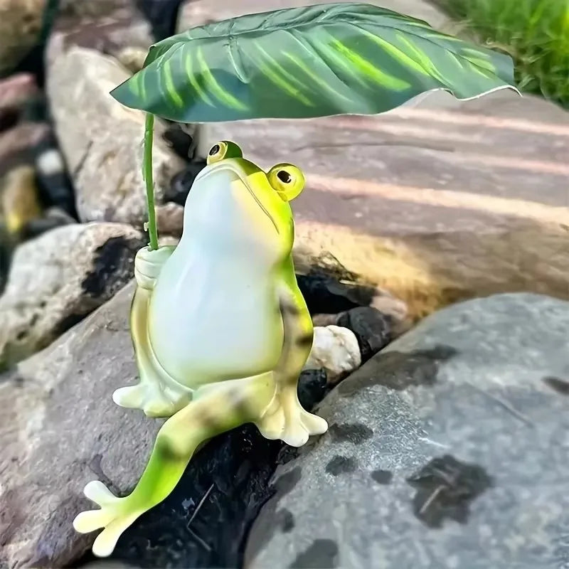 Prisca - Figura Encantadora de Rana sobre Hoja de Loto para Acuario, Decoración de Jardín y Adornos de Balcón