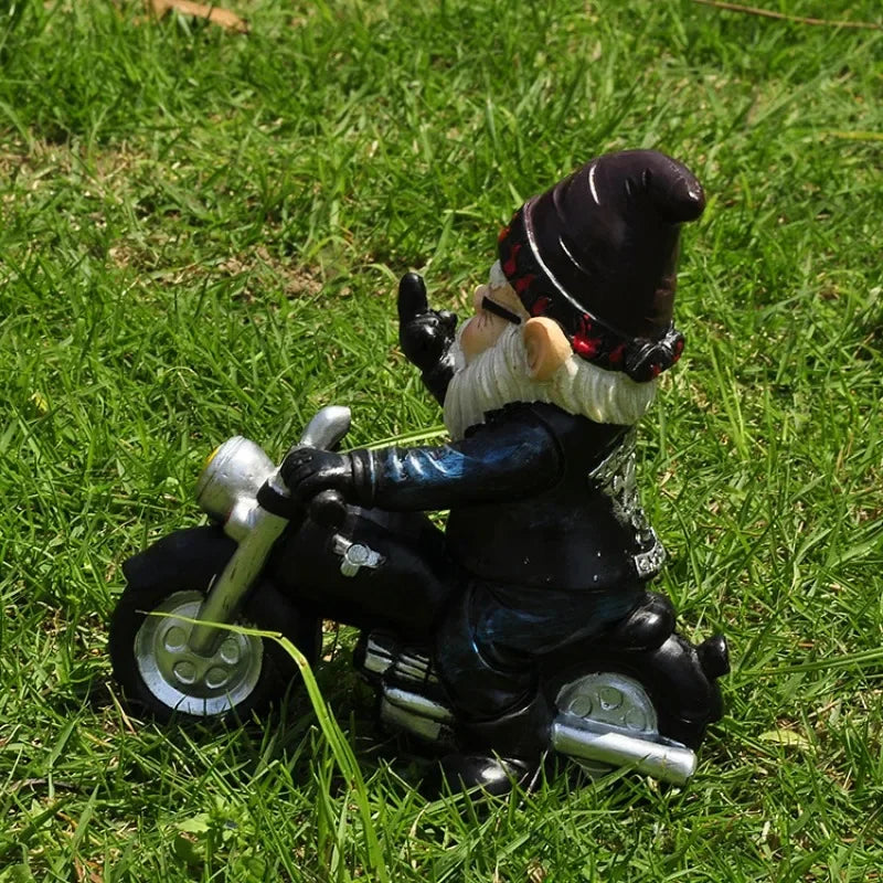 Calidora - Gnomo Encantador en Motocicleta Figura de Resina para una Hermosa Decoración de Jardín