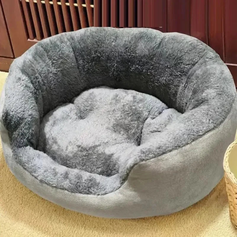 Cama cómoda y cálida para perros y gatos