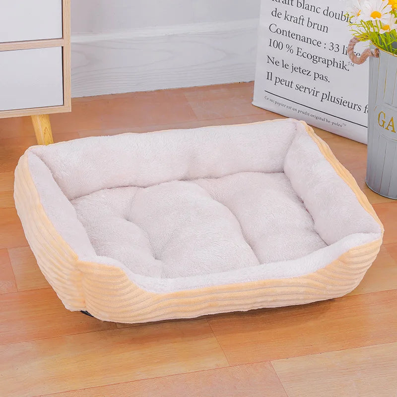 Casa de invierno cómoda para perros