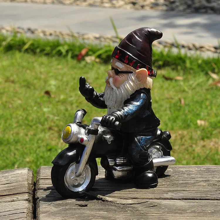 Calidora - Gnomo Encantador en Motocicleta Figura de Resina para una Hermosa Decoración de Jardín