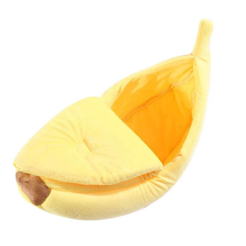 Cama suave y acogedora para gatos con un toque juguetón