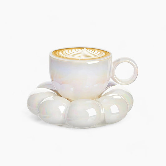 Taza elegante de girasol con patrón floral perfecta para un desayuno hermoso
