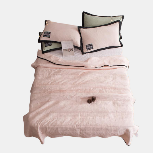 Edredón de Verano CoolBreeze Fresco y Cómodo - Fibra Ligera de Algodón y Bambú para Noches Perfectamente Frescas