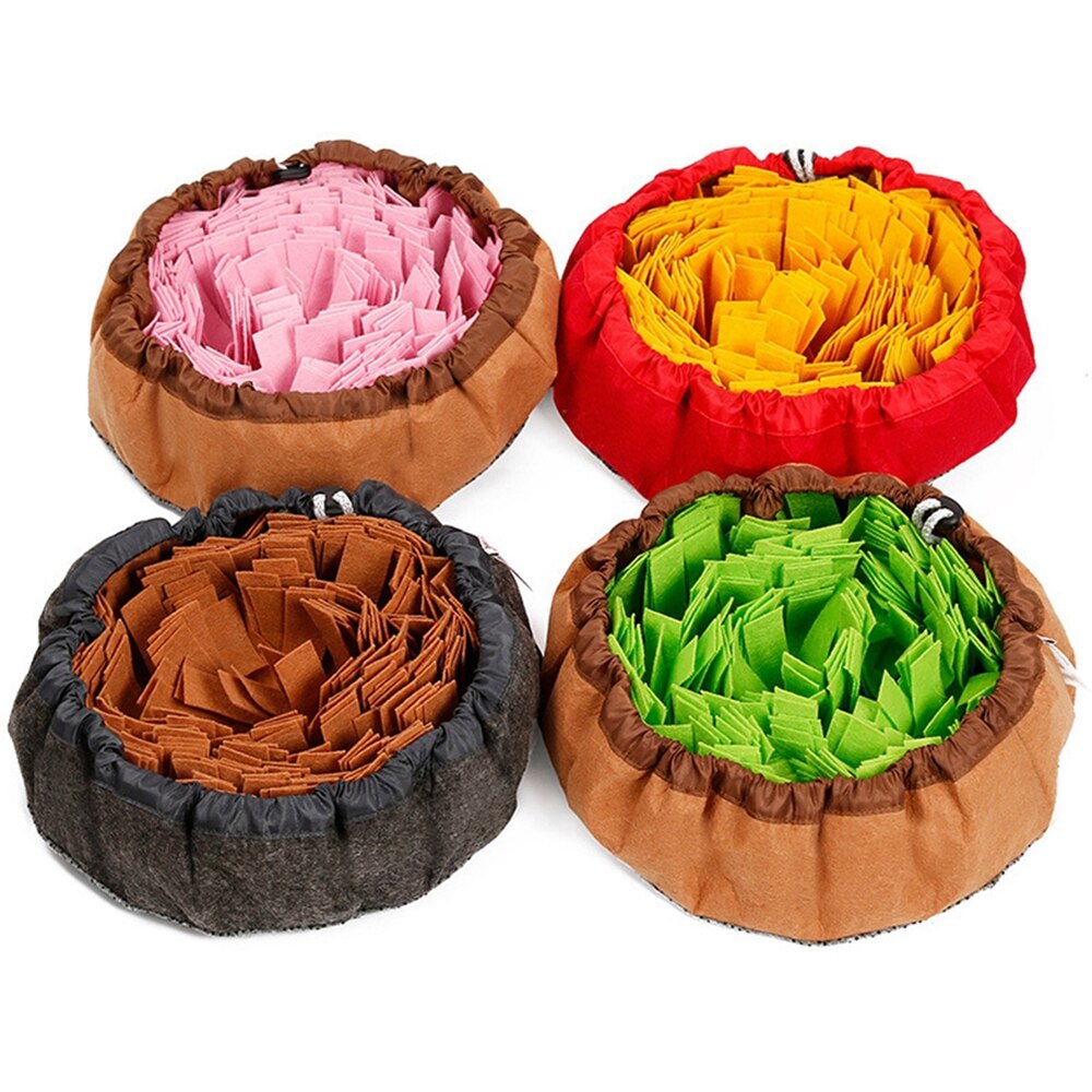 Alfombrilla para alimentar perros fría y saludable para comodidad y entretenimiento