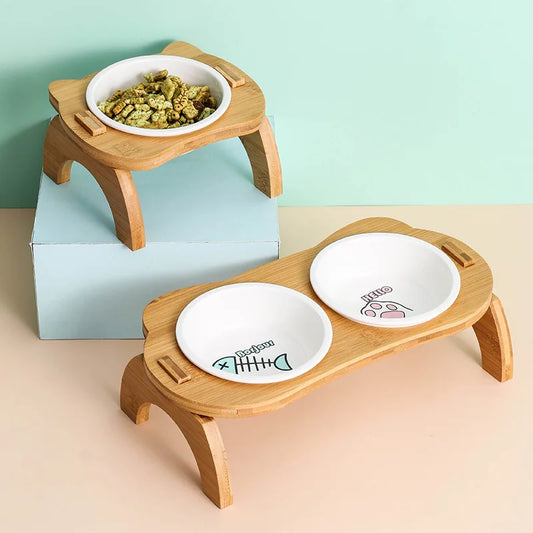 Elegantes tazones elevados de alimentación de bambú
