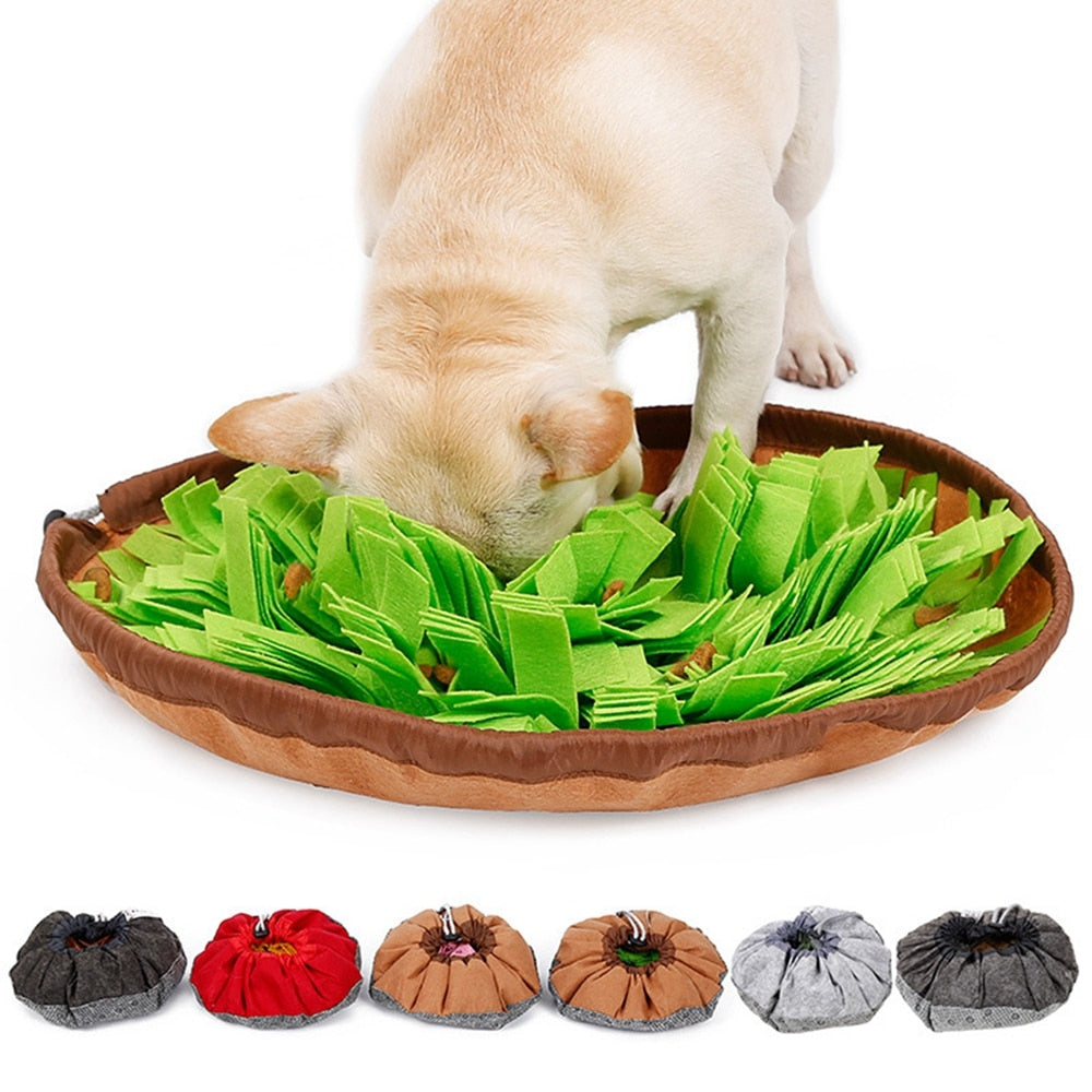 Alfombrilla para alimentar perros fría y saludable para comodidad y entretenimiento