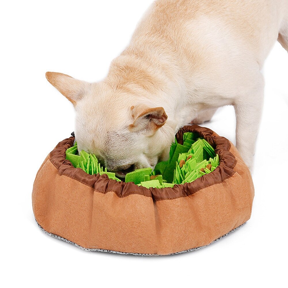 Alfombrilla para alimentar perros fría y saludable para comodidad y entretenimiento